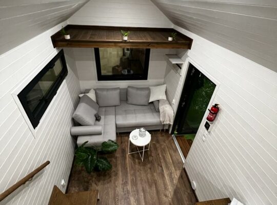 TINY HOUSE AUTONOME DISPONIBLE IMMEDIATEMENT