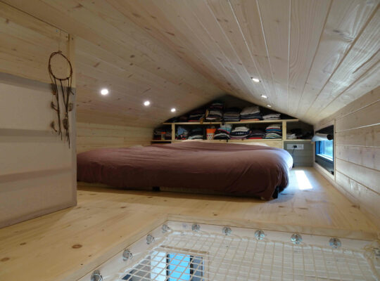 Tiny House toute équipée, peinture suédoise